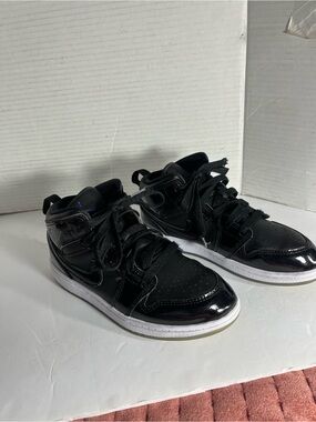 Jordan Kids Black Patent High-Top Sneakers with White Sole